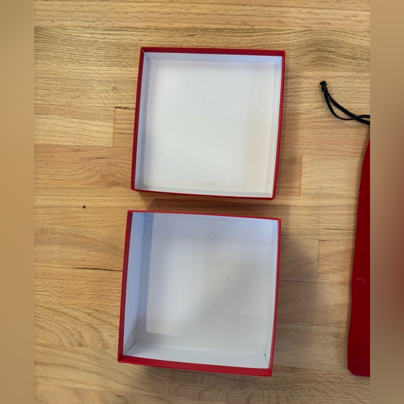 Valentino box and dustbag - Picture 10 of 10